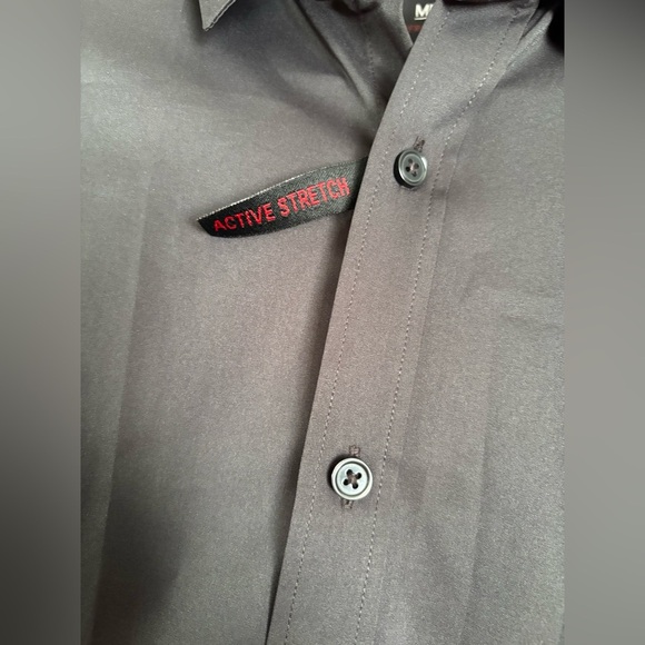 Classic Black Dress Shirt for Formal Occasions - Picture 5 of 11